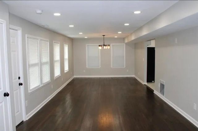 5025 Lydia Avenue, Kansas City, MO 64110