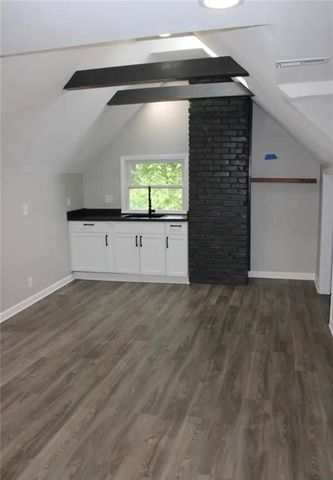 5025 Lydia Avenue, Kansas City, MO 64110