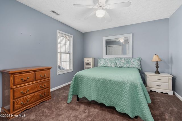 318 Hedingham Lane, Wilmington, NC 28412