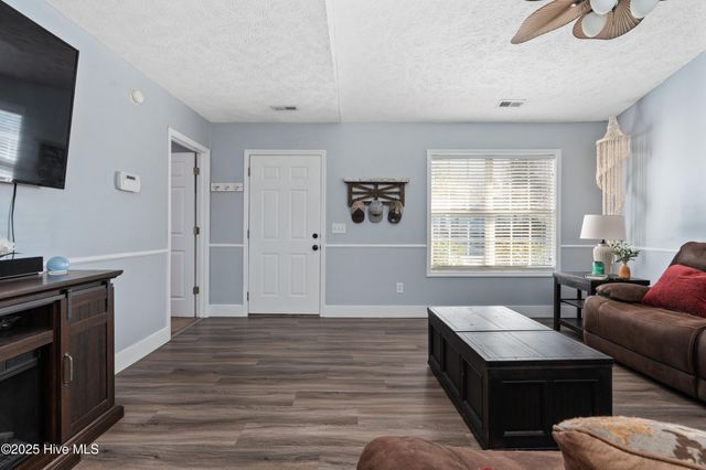 318 Hedingham Lane, Wilmington, NC 28412