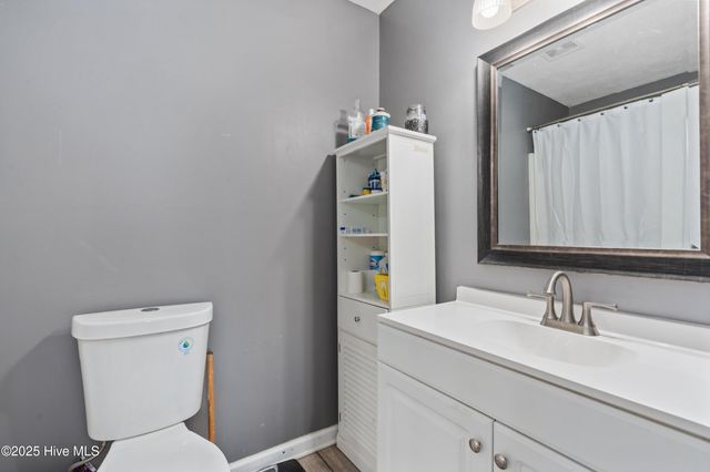 318 Hedingham Lane, Wilmington, NC 28412