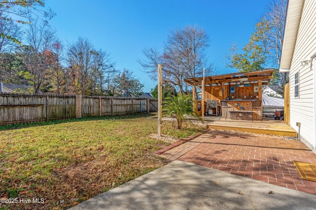 318 Hedingham Lane, Wilmington, NC 28412