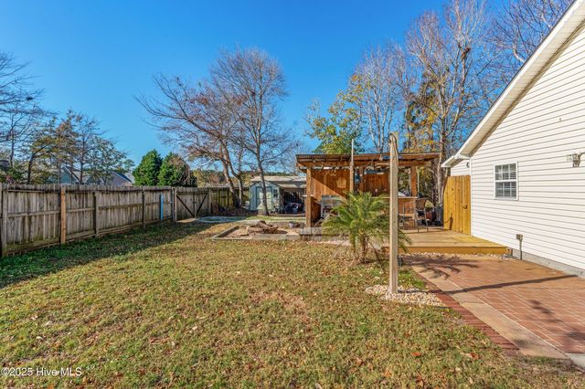 318 Hedingham Lane, Wilmington, NC 28412