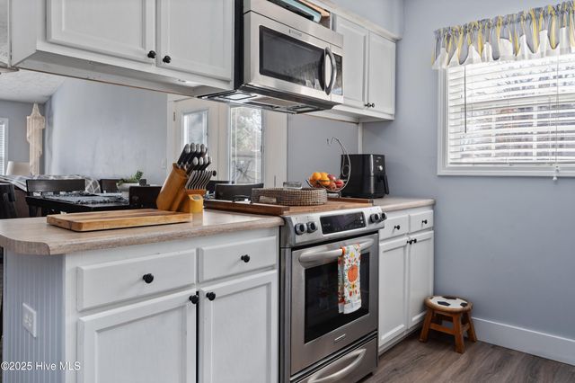 318 Hedingham Lane, Wilmington, NC 28412