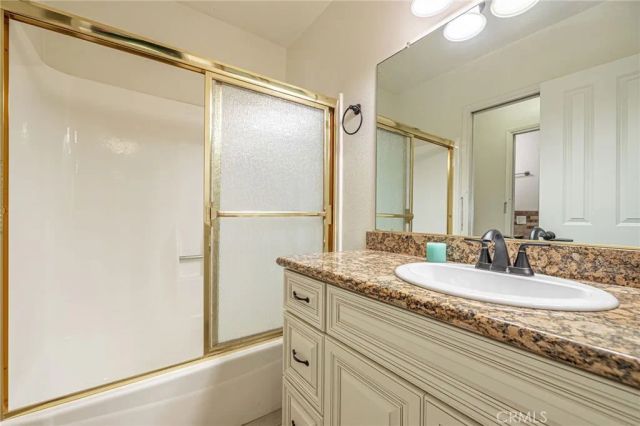 8633 Balboa 2, Northridge, CA 91325