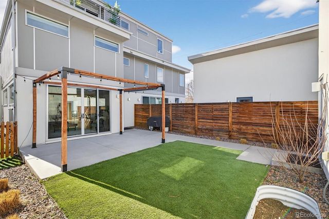 3227 W 20th Avenue, Denver, CO 80211