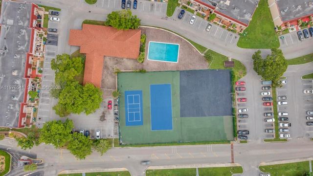 4166 Inverrary Dr 410, Lauderhill, FL 33319