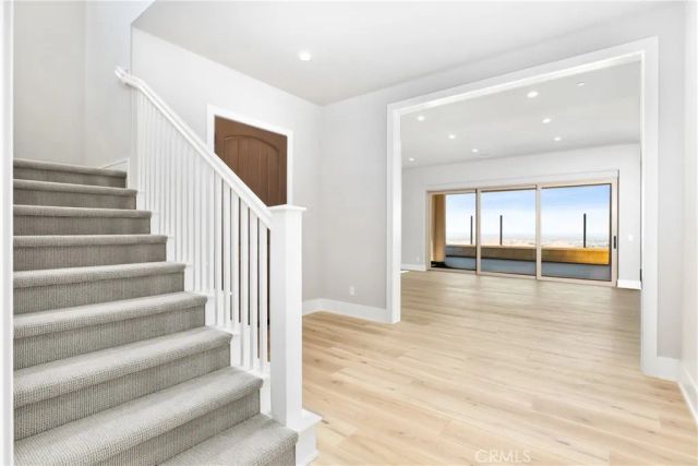 127 Oakstone, Irvine, CA 92618