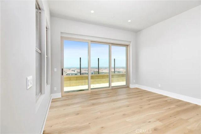 127 Oakstone, Irvine, CA 92618