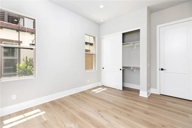 127 Oakstone, Irvine, CA 92618