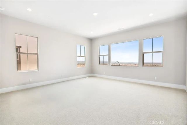 127 Oakstone, Irvine, CA 92618