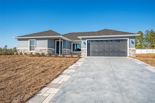 161 BAY ROAD, Ocklawaha, FL 32179