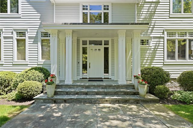 22 Petersville Road, Mount Kisco, NY 10549