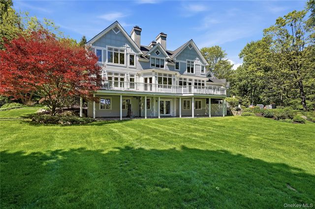 22 Petersville Road, Mount Kisco, NY 10549