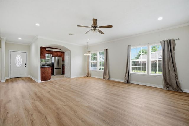 3001 Wayne Street, Houston, TX 77026