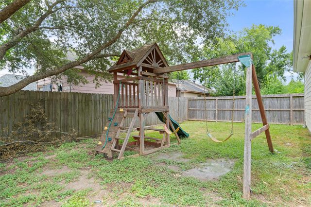 3001 Wayne Street, Houston, TX 77026