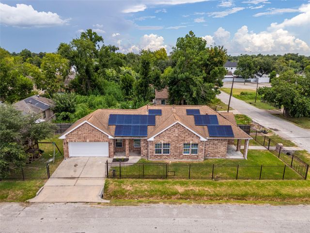 3001 Wayne Street, Houston, TX 77026