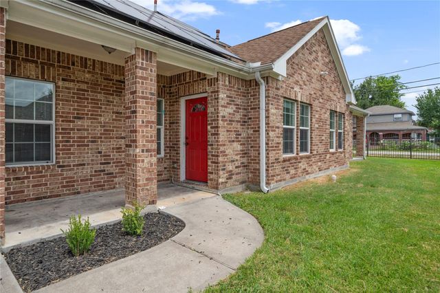 3001 Wayne Street, Houston, TX 77026