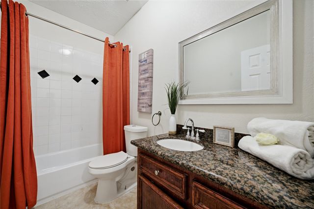 3001 Wayne Street, Houston, TX 77026