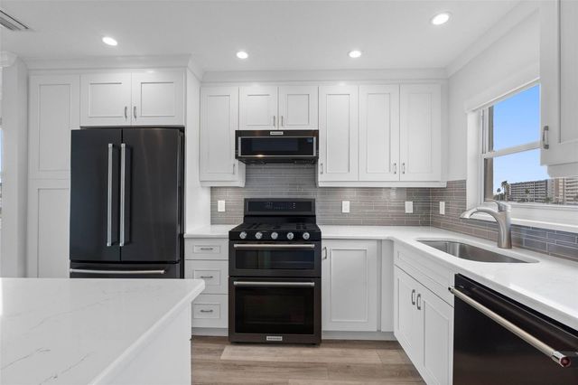 6075 SHORE BOULEVARD S 315, Gulfport, FL 33707
