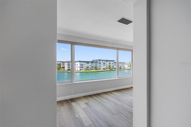 6075 SHORE BOULEVARD S 315, Gulfport, FL 33707