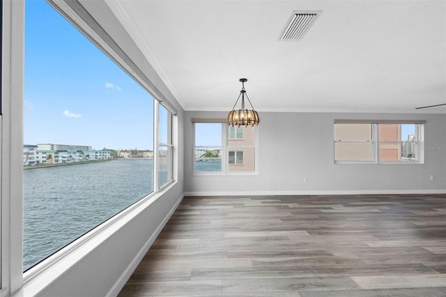 6075 SHORE BOULEVARD S 315, Gulfport, FL 33707