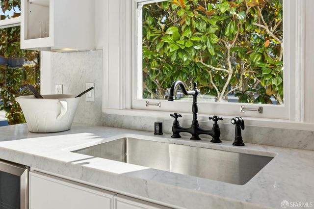 2101 Divisadero Street, San Francisco, CA 94115