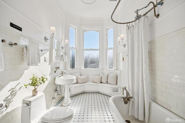 2101 Divisadero Street, San Francisco, CA 94115