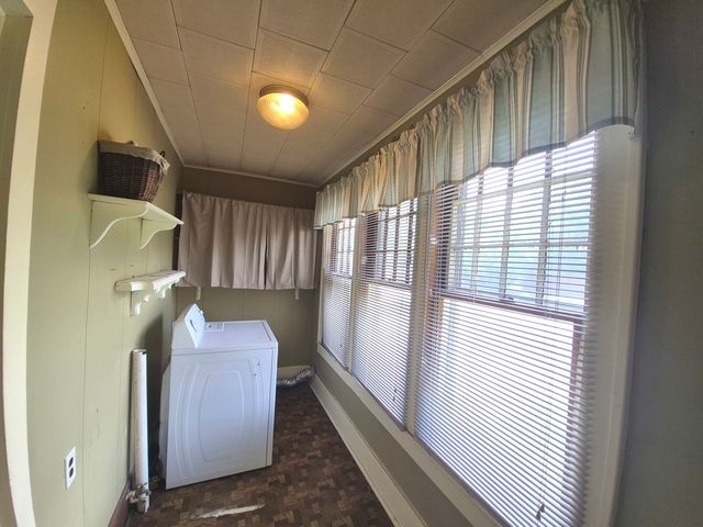502 N Jackson Street, Harrisburg, IL 62946