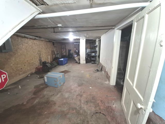 502 N Jackson Street, Harrisburg, IL 62946