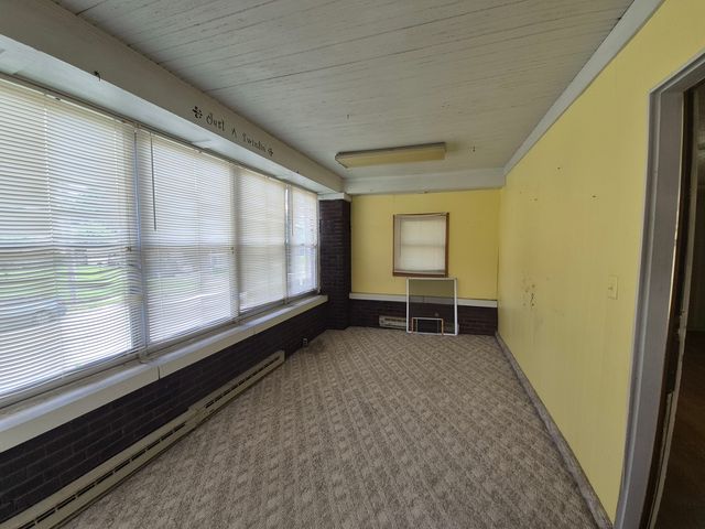 502 N Jackson Street, Harrisburg, IL 62946