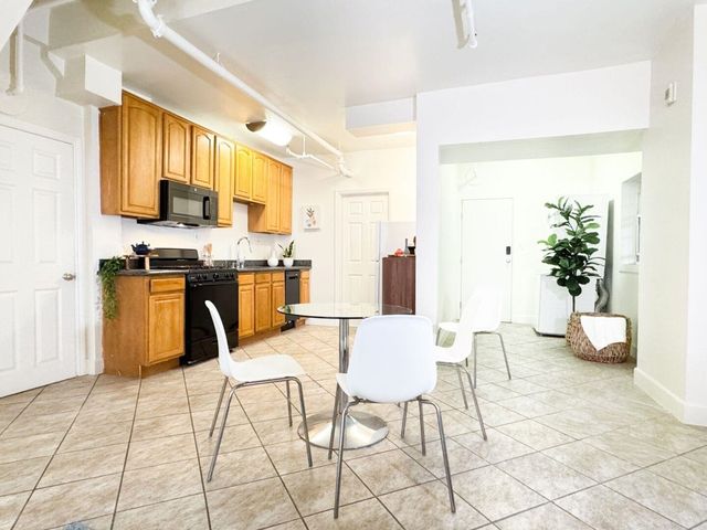 2842 Adeline ST 6, Oakland, CA 94608