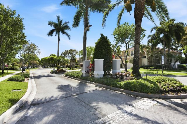 2430 WESTMONT Drive, Royal Palm Beach, FL 33411