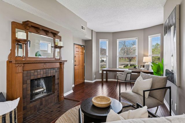 162 College Avenue W 5, Saint Paul, MN 55102