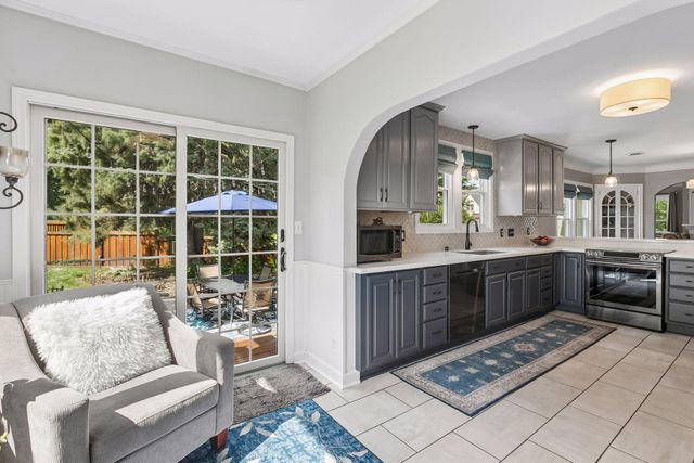 3022 Hayes Street NE, Minneapolis, MN 55418