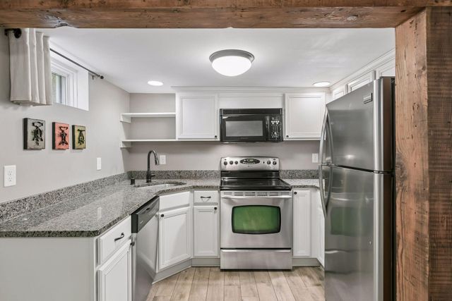 3022 Hayes Street NE, Minneapolis, MN 55418