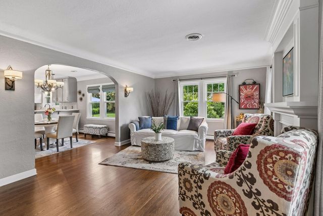 3022 Hayes Street NE, Minneapolis, MN 55418