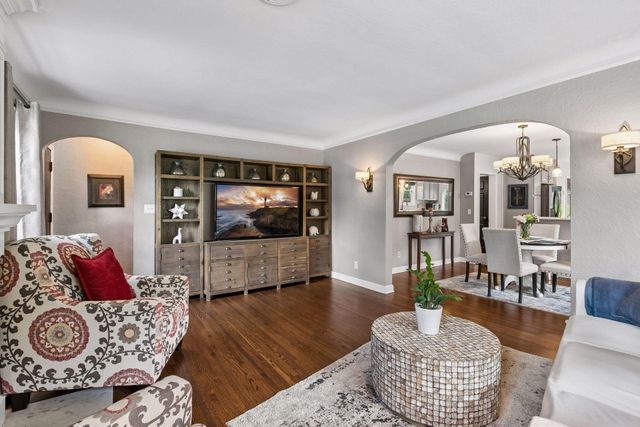 3022 Hayes Street NE, Minneapolis, MN 55418