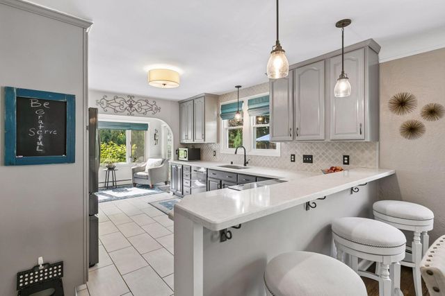 3022 Hayes Street NE, Minneapolis, MN 55418