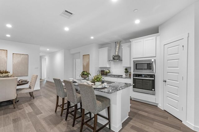 4003 Sterling Springs Lane, League City, TX 77573
