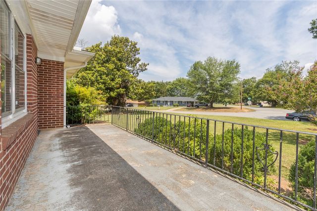 1218 Bolt Drive, Anderson, SC 29621