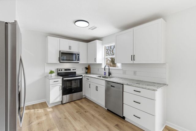 140 Salem Court, Georgetown, KY 40324