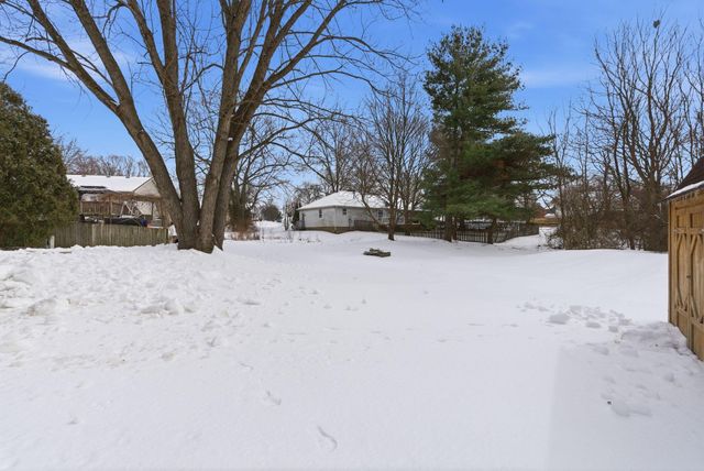 140 Salem Court, Georgetown, KY 40324