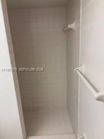 468 NE 206th Ln 107, Miami, FL 33179