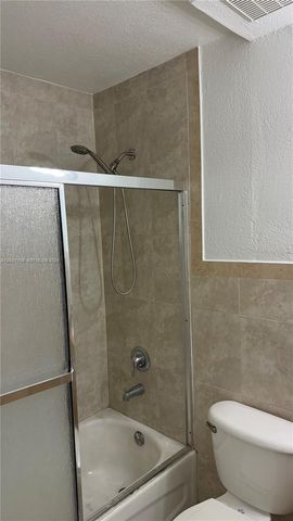 3901 SW 109th Ave 4, Miami, FL 33165