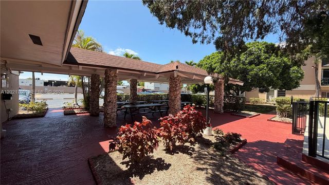 3901 SW 109th Ave 4, Miami, FL 33165