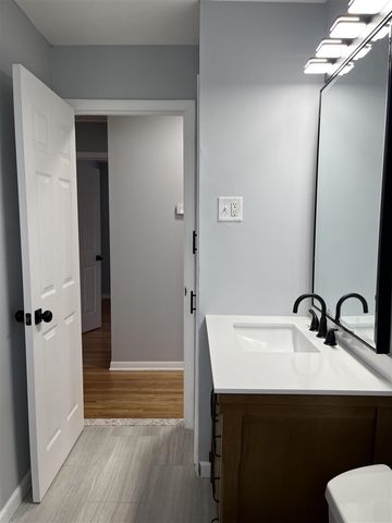 25454 Pattow Street, Roseville, MI 48066
