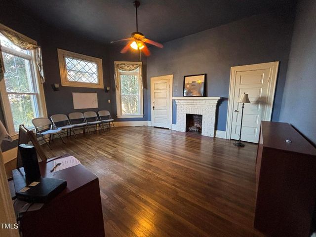 726 S Garnett Street, Henderson, NC 27536