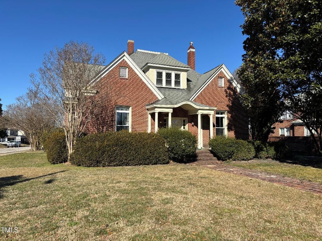 726 S Garnett Street, Henderson, NC 27536