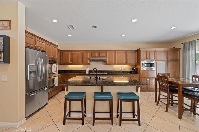 1729 Isabella Way, Upland, CA 91784